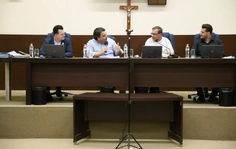 CEI da Merenda Escolar ouve secretário sobre contratos e alterações no cardápio em Indaial