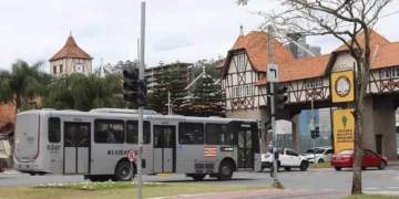 Blumenau amplia transporte coletivo com 822 viagens extras durante a 40ª Oktoberfest
