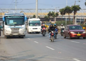 ¿Dónde en Colombia es más barato el taxi que el bus? La IA tiene la respuesta