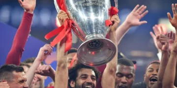 Récord en el fútbol inglés: Liverpool gasta más que nunca en un mercado de pases