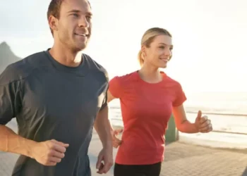 Estudios revelan que hábitos cardiosaludables benefician su cuerpo y su mente