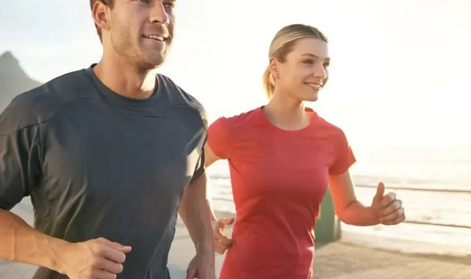 Estudios revelan que hábitos cardiosaludables benefician su cuerpo y su mente