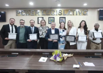 Blumenau celebra trajetórias de fé e dedicação em sessão solene da Câmara