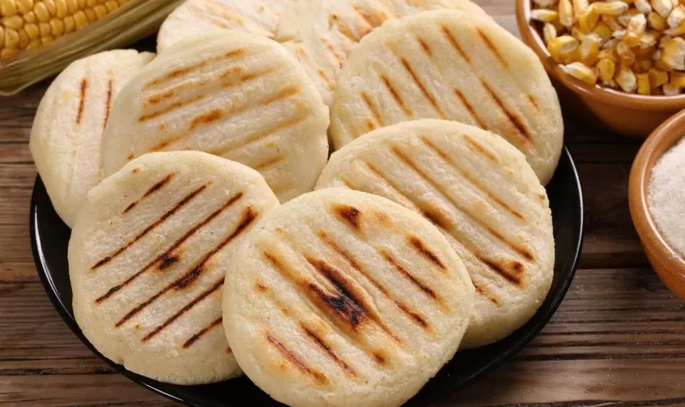 Lo saben a la perfección las abuelas: el truco para que su arepa no le quede dura