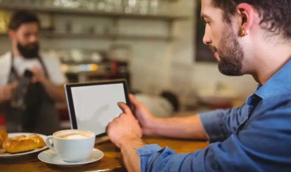 Las empresas no pueden negarse: paso a paso cómo devolver compras en Colombia