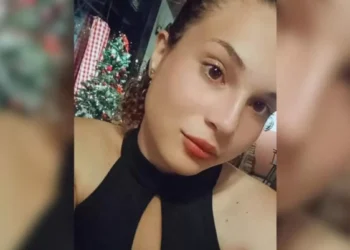 Jovem de 24 anos desaparece em Rio dos Cedros após deixar filhos na creche