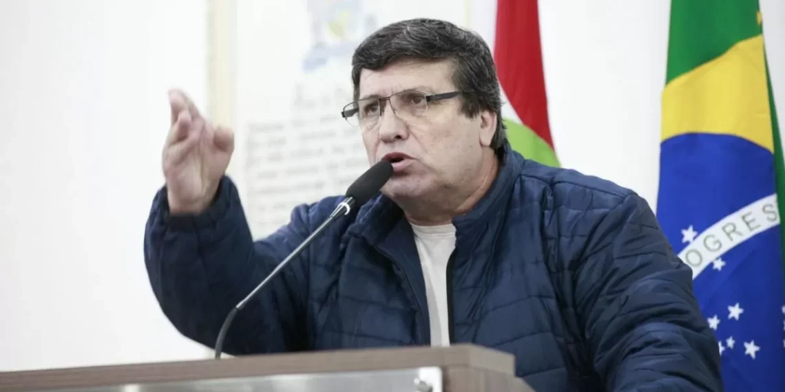 Vereador de Blumenau denuncia supostas fraudes em contratos da SEURB