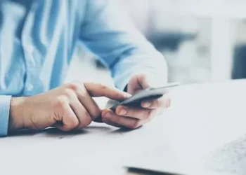 Câmara aprova regras mais rígidas para identificação de chamadas e combate a telemarketing abusivo