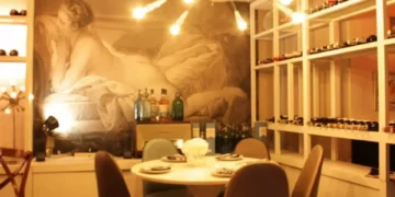 Pocos sabían que este restaurante de Bogotá esconde un bar secreto en su parte baja