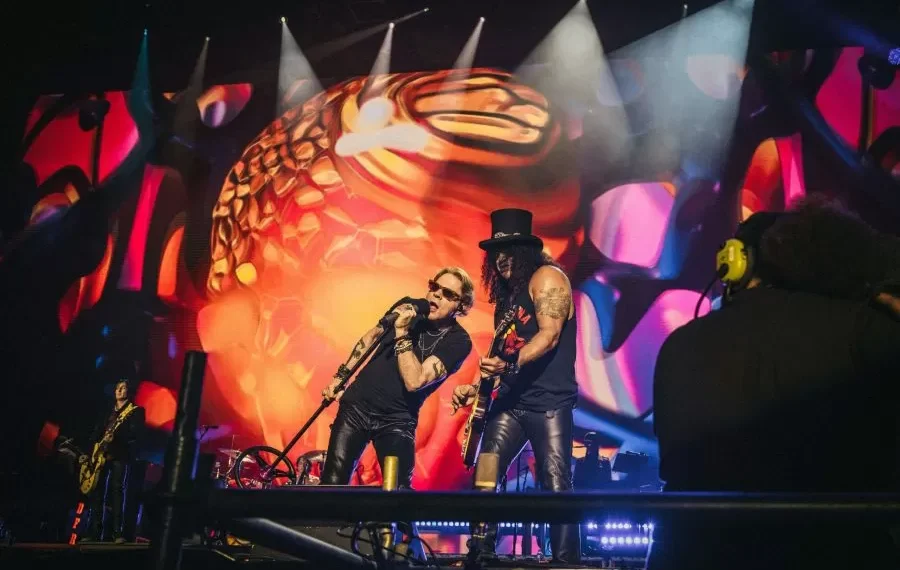 Guns N’ Roses abre turnê brasileira em Santa Catarina com show histórico na Arena Opus, na Grande Florianópolis
