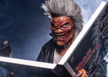 Iron Maiden celebram 50 anos com livro visual que chega a Portugal em novembro