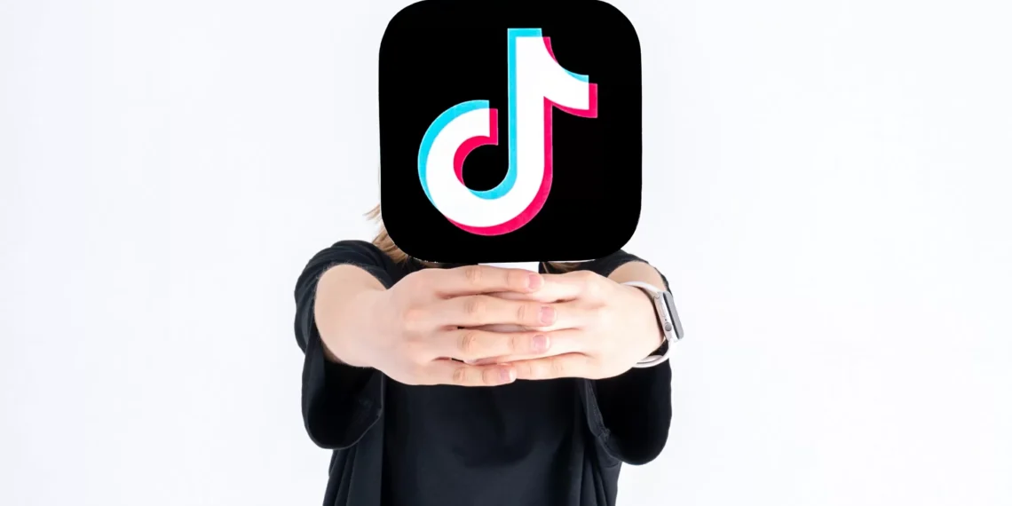 Perde a noção do tempo no TikTok? Entenda mecanismo que causa isso