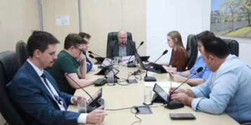 Câmara de Blumenau delibera sobre 11 projetos de lei e emenda em reunião das comissões
