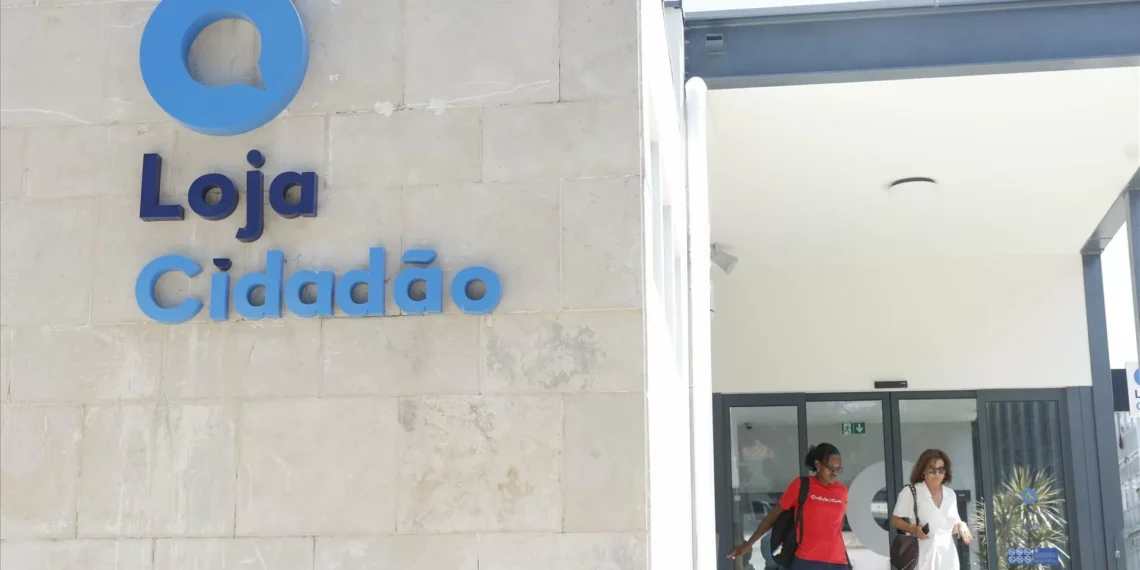 Planeada a abertura de 18 Lojas do Cidadão em 18 novos municípios até junho de 2026