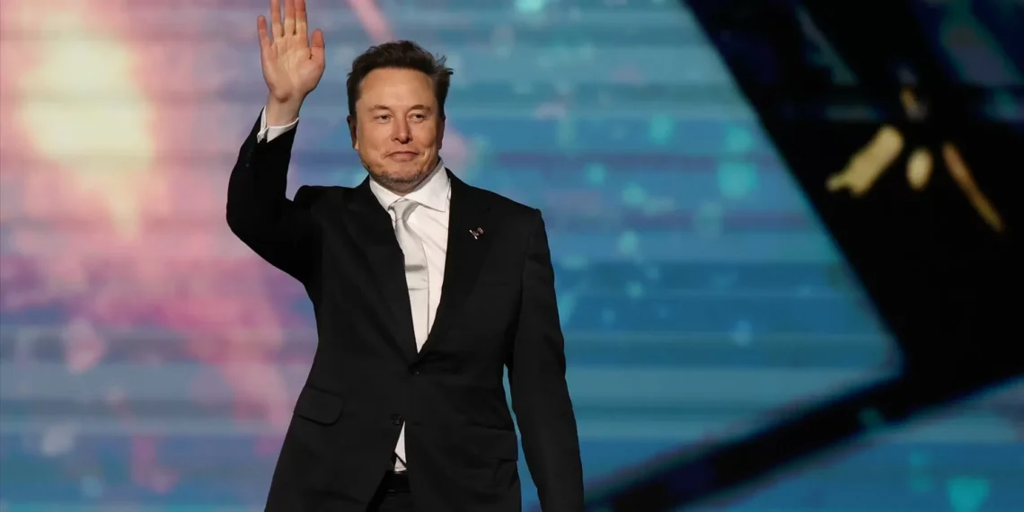 Elon Musk criou a sua própria Wikipédia, a preto e branco e com tendência a copiar