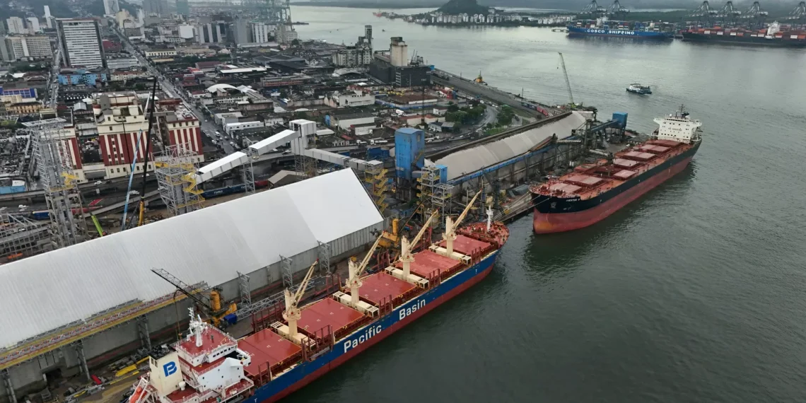 Amcham: Exportações brasileiras com sobretaxa americana caíram 25,7% em setembro