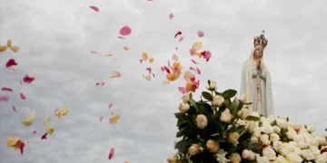 Imagem de Nossa Senhora de Fátima vai ao Vaticano cumprindo vontade de Francisco