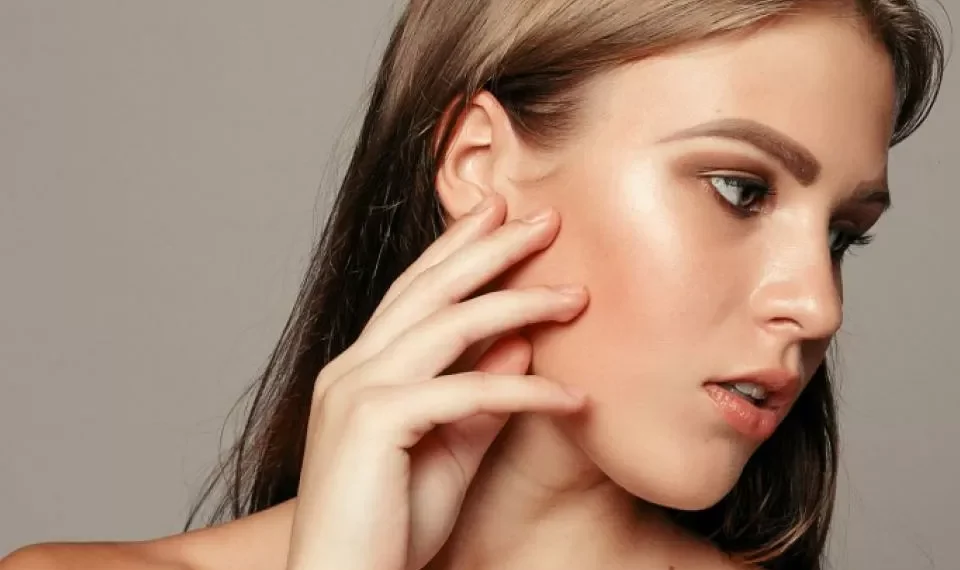 ¿Cumple su rostro las 7 reglas de belleza? Si las tiene, es considerado muy guapo