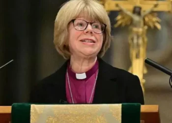 La obispa de Londres, Sarah Mullally, fue nombrada arzobispa de Canterbury