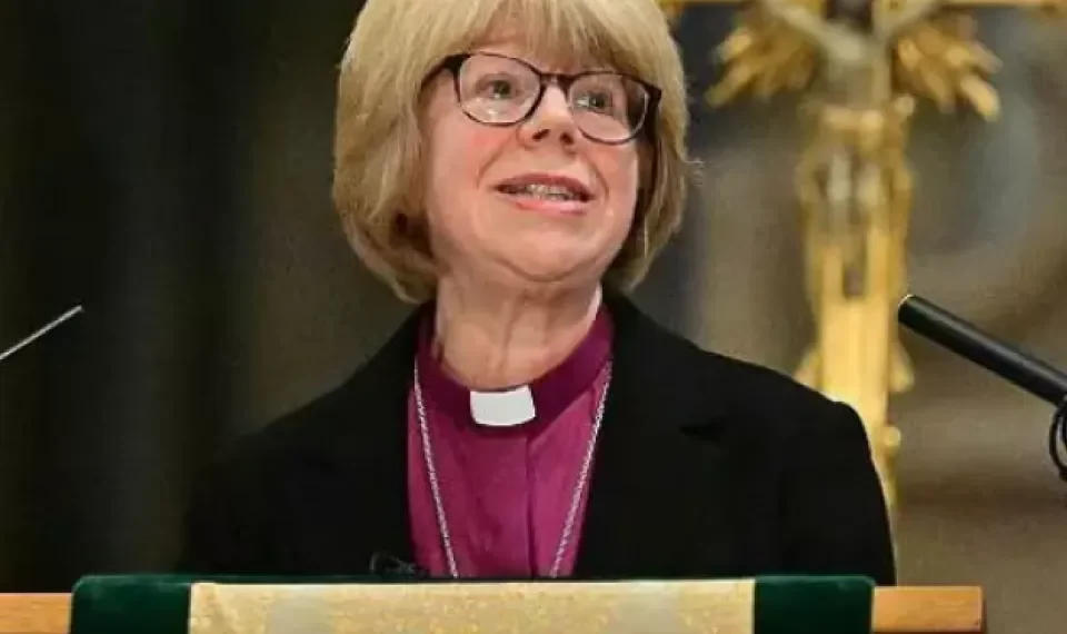 La obispa de Londres, Sarah Mullally, fue nombrada arzobispa de Canterbury