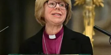 La obispa de Londres, Sarah Mullally, fue nombrada arzobispa de Canterbury