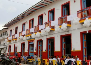 Este pueblo de Colombia parece común, pero esconde toneladas de plata bajo tierra