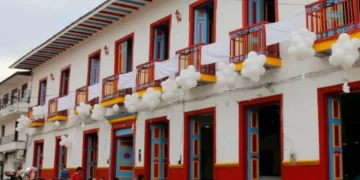 Este pueblo de Colombia parece común, pero esconde toneladas de plata bajo tierra