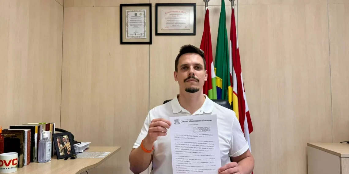 Blumenau pode ganhar programa pioneiro para prevenir bebidas adulteradas