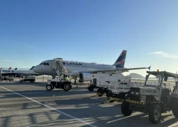 Câmara aprova volta da bagagem gratuita em voos e proíbe cancelamento automático de passagens