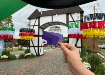 Cartão cashless garante praticidade e agilidade na 33ª Festa do Imigrante em Timbó