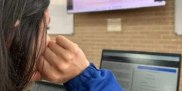 De las aulas al clic: así funciona la nueva Academia Atenea para todos los bogotanos