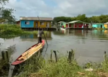 Muchos piensan que es Venecia, pero estas calles sobre el agua están en Colombia