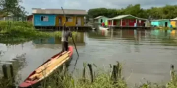 Muchos piensan que es Venecia, pero estas calles sobre el agua están en Colombia