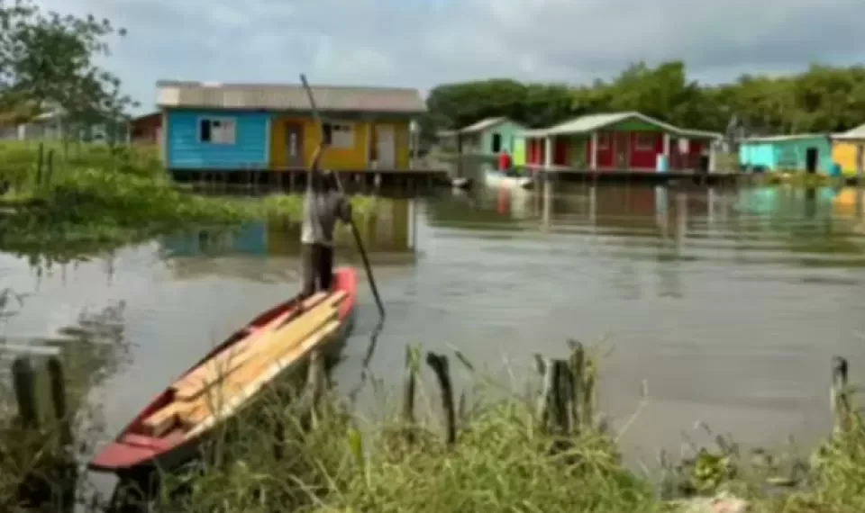 Muchos piensan que es Venecia, pero estas calles sobre el agua están en Colombia