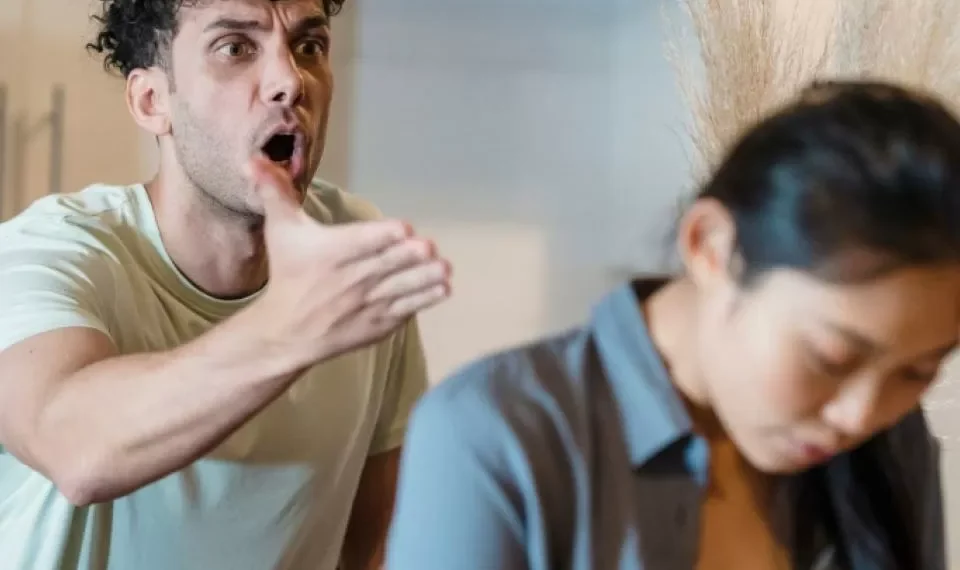 ¿Recibió amenazas o agresión? Conozca los pasos legales que debe seguir para denunciar