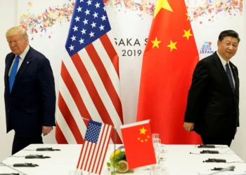 EUA X China: por que Trump anunciou nova tarifa de 100% que abalou os mercados?