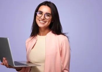 La característica más común que tienen las personas inteligentes, según expertos