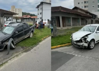 Colisão entre dois carros deixa uma mulher ferida em Timbó