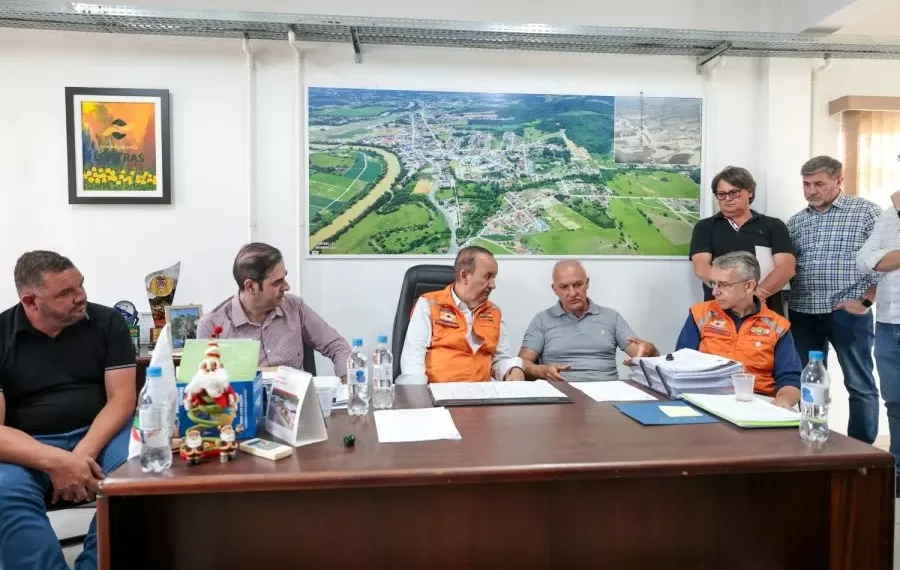 Governo anuncia R$ 19 milhões para desassorear rio e apoio a produtores em Lontras