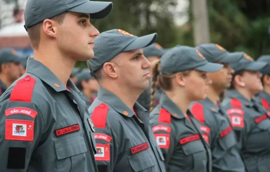 Corpo de Bombeiros de SC lançam sistema inédito para acompanhar viaturas em tempo real