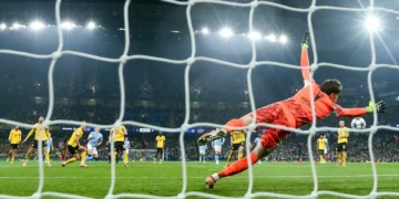 Chelsea e Barcelona empatam e Ajax ainda não pontuou (tal como o Benfica)