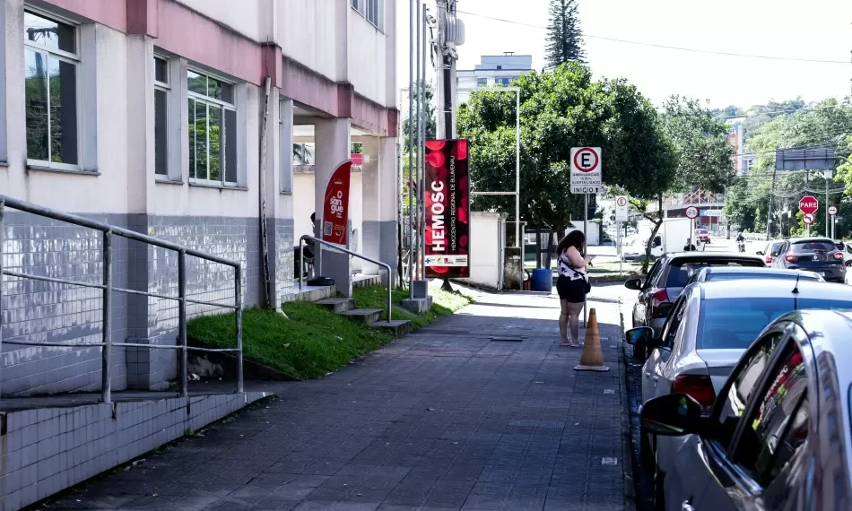Doadores de sangue ganham três horas de estacionamento gratuito em Blumenau