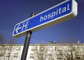 Crianças assistidas no hospital por suspeita de intoxicação por raticida