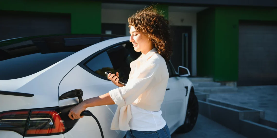 Frota de veículos elétricos cresce mais de 1.000% em São Paulo em seis anos
