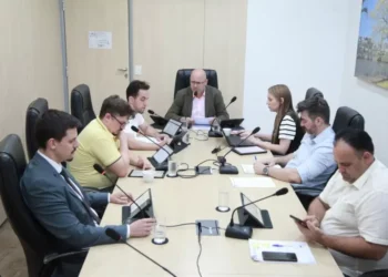 CCJ e Comissão de Finanças avançam na análise de projetos em Blumenau