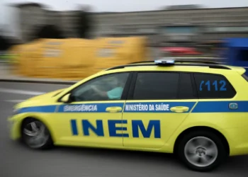 Dois mortos em tiroteio em restaurante no Montijo. Não há suspeito detido