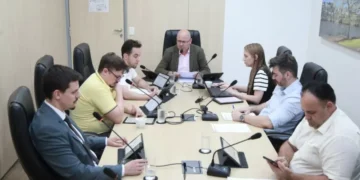 CCJ e Comissão de Finanças avançam na análise de projetos em Blumenau