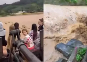 Pai utiliza empilhadeira para salvar filha recém-operada e mulher grávida em meio a alagamento em Ilhota