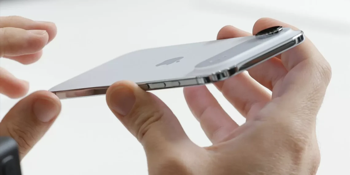 Siri na voz, Gemini no cérebro. Apple fecha acordo para usar IA da Google