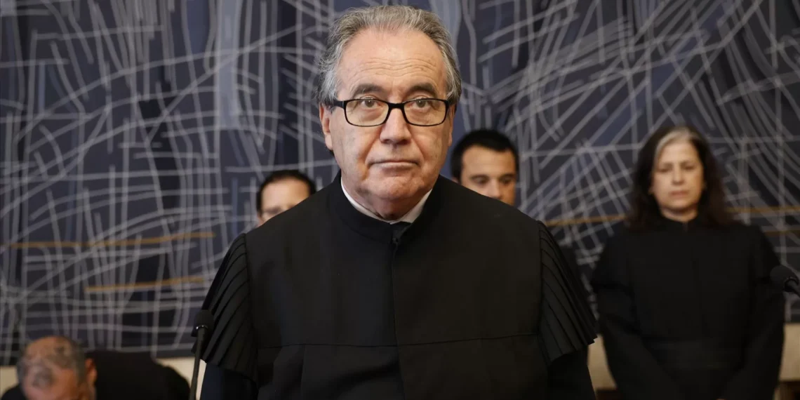 Presidente do Constitucional pede para ser ouvido “de urgência” no Parlamento